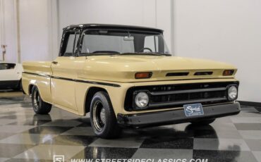 Chevrolet-C10-1963-Desert-Sand-Black-28