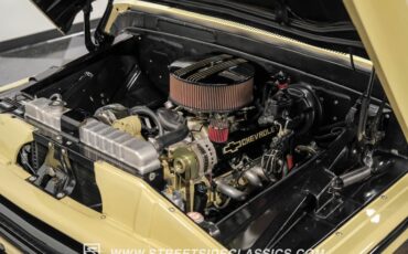 Chevrolet-C10-1963-Desert-Sand-Black-35