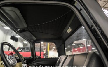 Chevrolet-C10-1963-Desert-Sand-Black-45