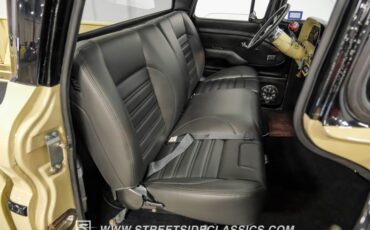 Chevrolet-C10-1963-Desert-Sand-Black-47