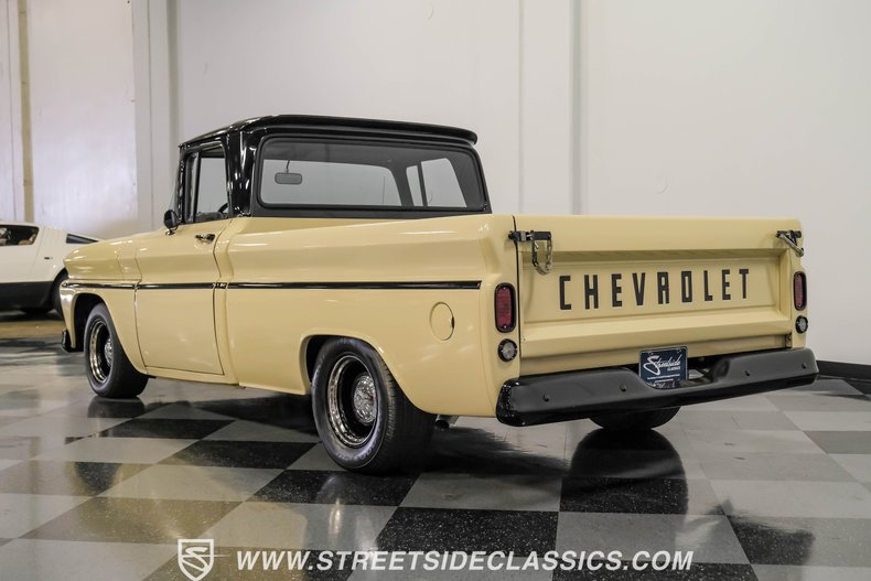 Chevrolet-C10-1963-Desert-Sand-Black-8
