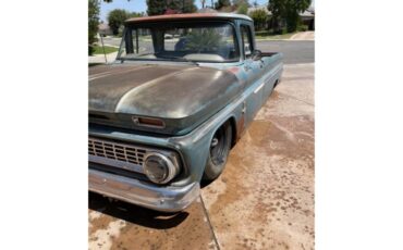 Chevrolet-C10-1963-Patina-Green-Cream-3