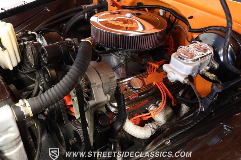 Chevrolet-C10-1963-Tangerine-Orange-Black-1