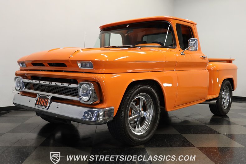 Chevrolet-C10-1963-Tangerine-Orange-Black-20