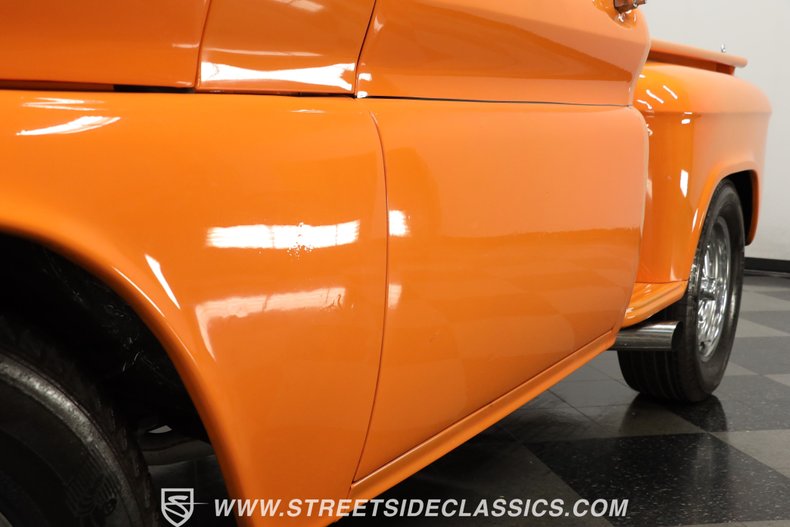 Chevrolet-C10-1963-Tangerine-Orange-Black-21