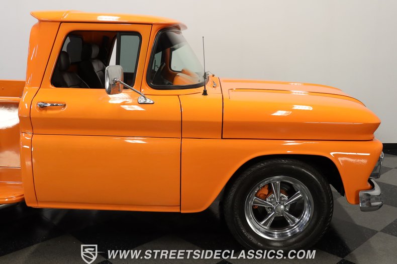 Chevrolet-C10-1963-Tangerine-Orange-Black-28