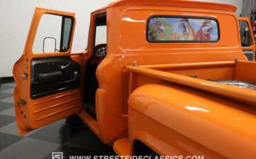 Chevrolet-C10-1963-Tangerine-Orange-Black-30