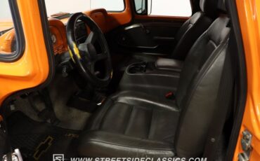 Chevrolet-C10-1963-Tangerine-Orange-Black-32