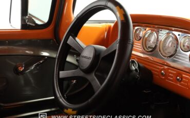 Chevrolet-C10-1963-Tangerine-Orange-Black-41