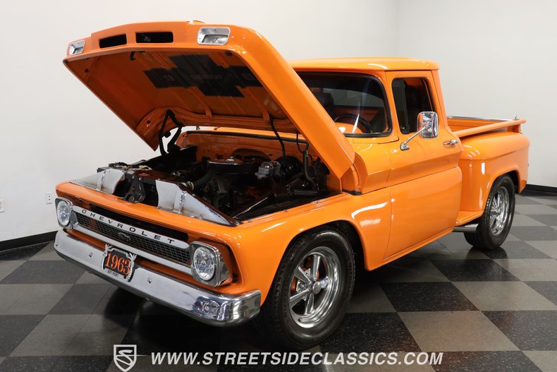 Chevrolet-C10-1963-Tangerine-Orange-Black-47
