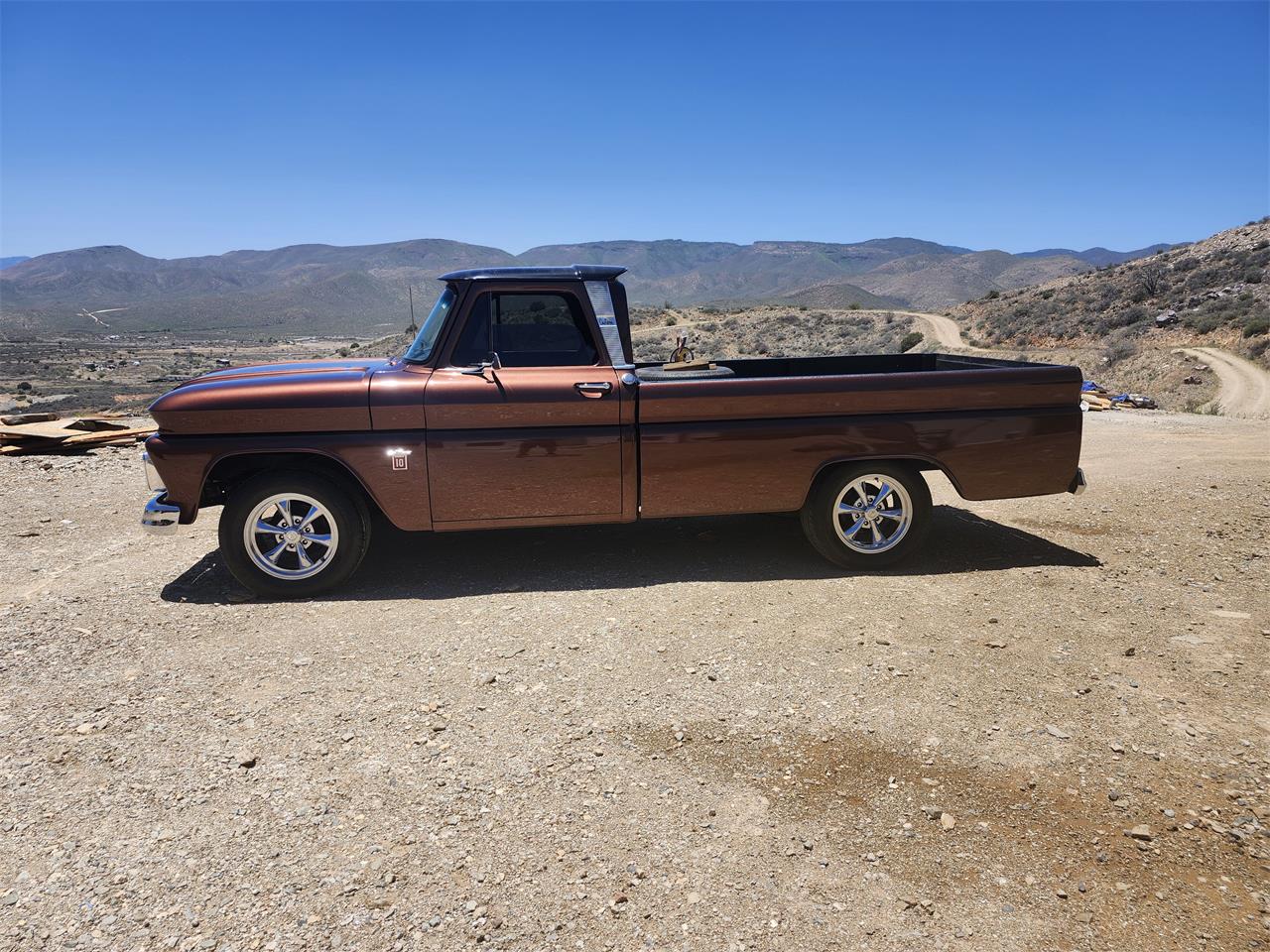 Chevrolet-C10-1964-Root-Bear.-Brand-ne-Black.-All-redone-1