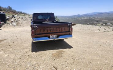 Chevrolet-C10-1964-Root-Bear.-Brand-ne-Black.-All-redone-2