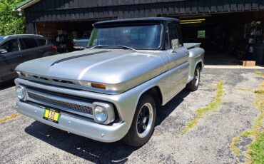 Chevrolet-C10-1964-Silverblack-BlackSilver