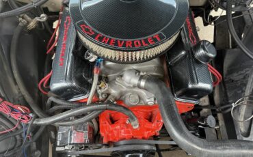 Chevrolet-C10-1964-vanilla-black-13
