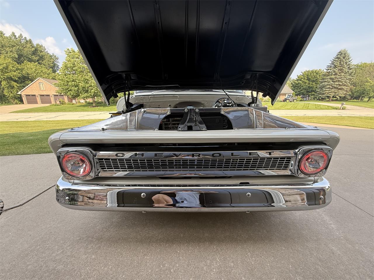 Chevrolet-C10-1964-vanilla-black-18