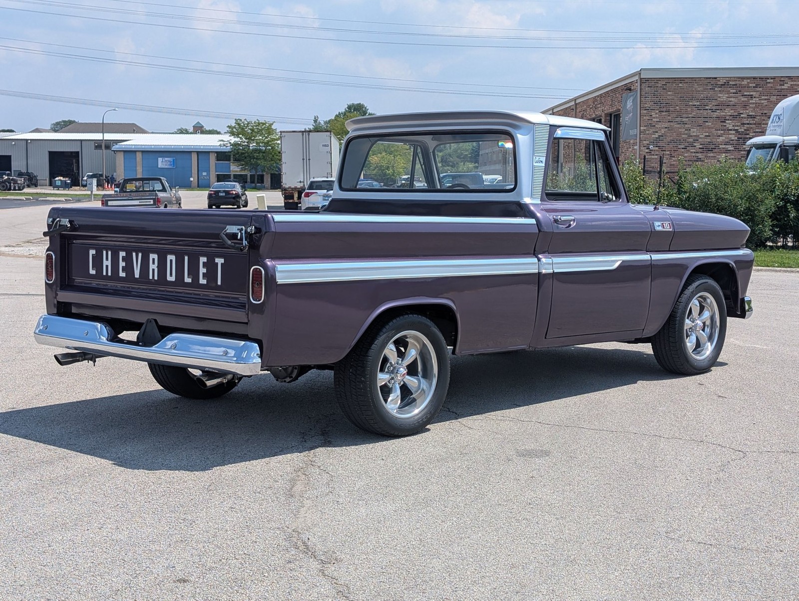 Chevrolet-C10-1965-Pickup-Truck-2