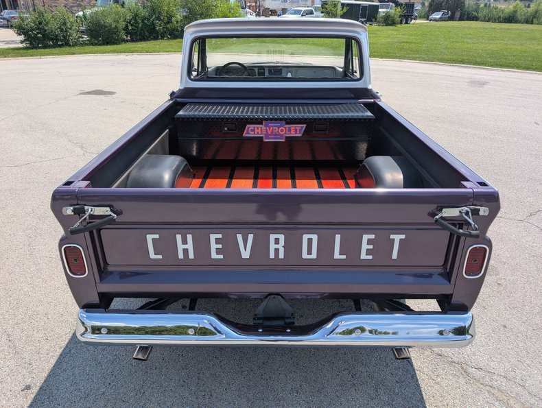 Chevrolet-C10-1965-Purple-Mist-Black-1