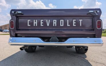 Chevrolet-C10-1965-Purple-Mist-Black-2