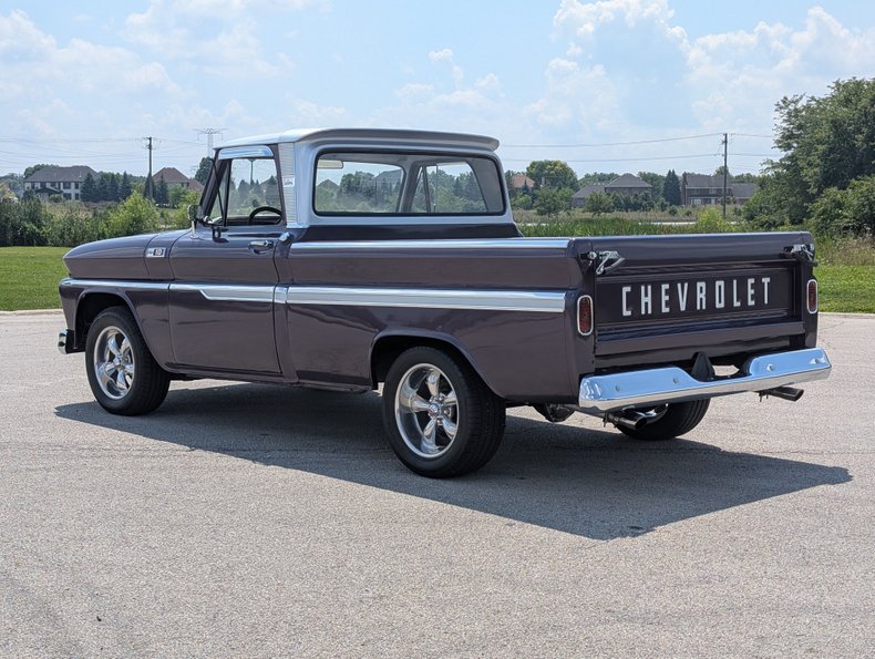 Chevrolet-C10-1965-Purple-Mist-Black-22
