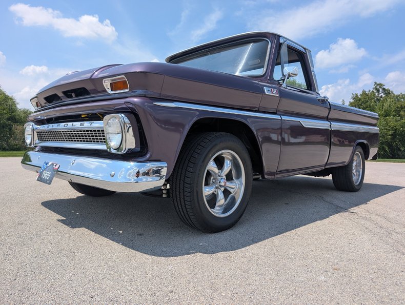 Chevrolet-C10-1965-Purple-Mist-Black-25