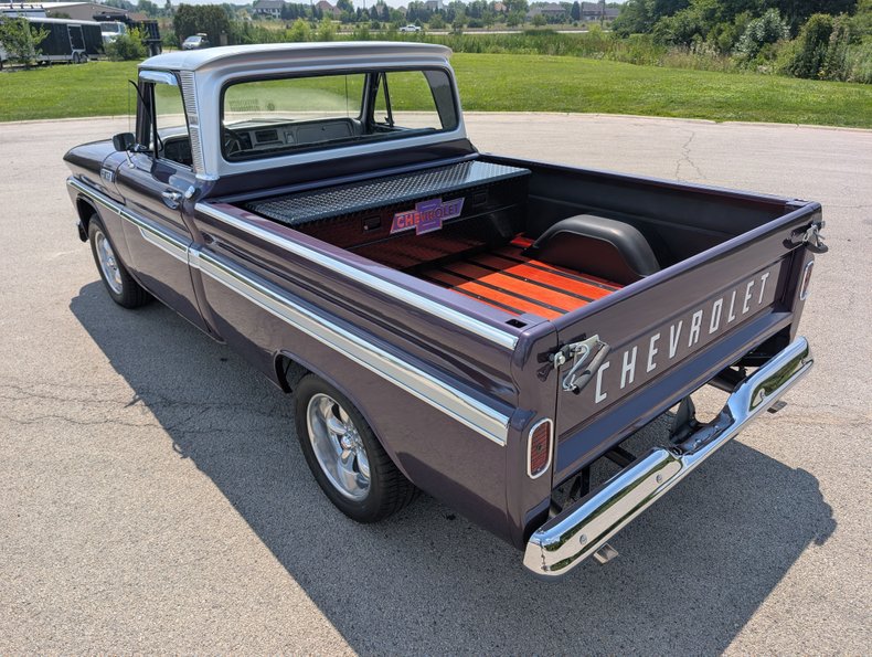 Chevrolet-C10-1965-Purple-Mist-Black-3