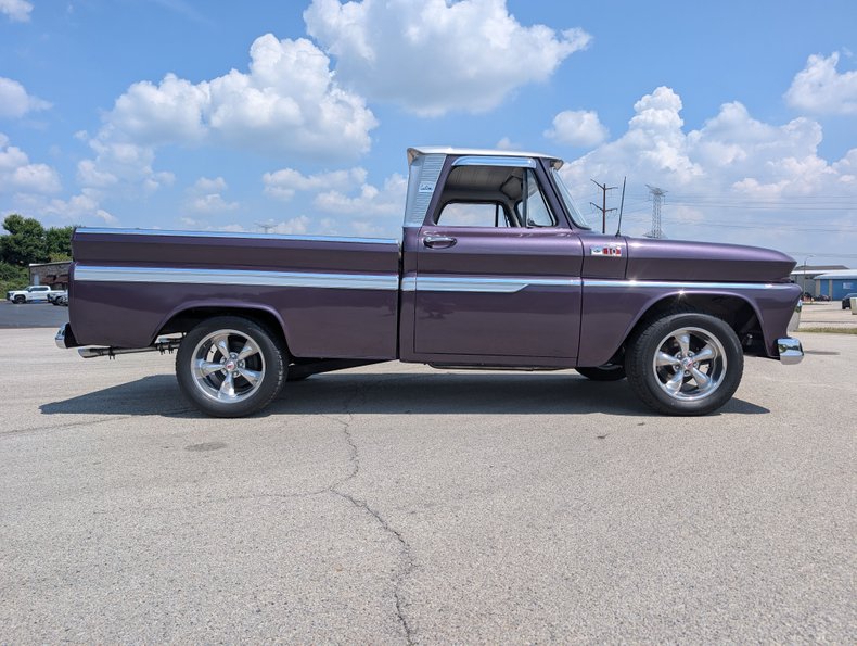 Chevrolet-C10-1965-Purple-Mist-Black-31