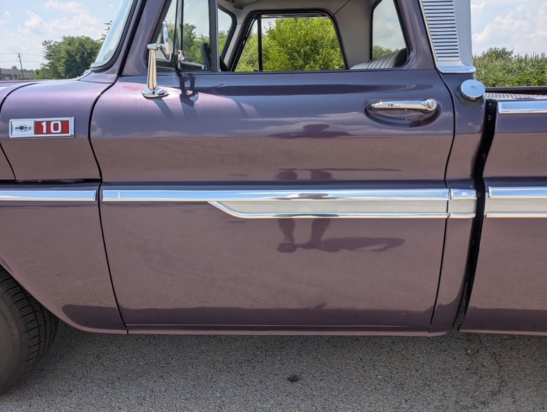 Chevrolet-C10-1965-Purple-Mist-Black-34