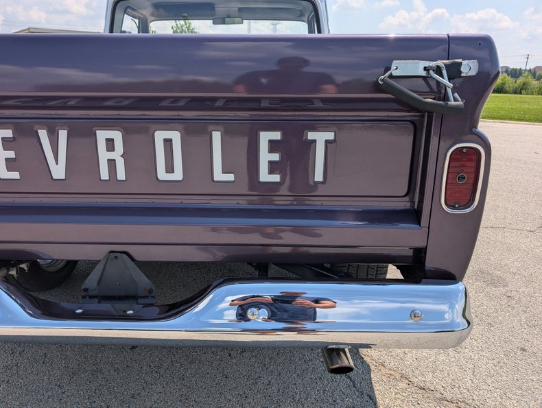 Chevrolet-C10-1965-Purple-Mist-Black-39