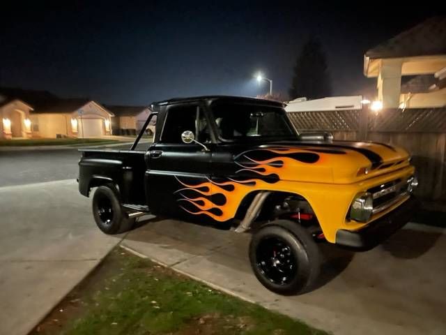 Chevrolet-C10-1966-Black