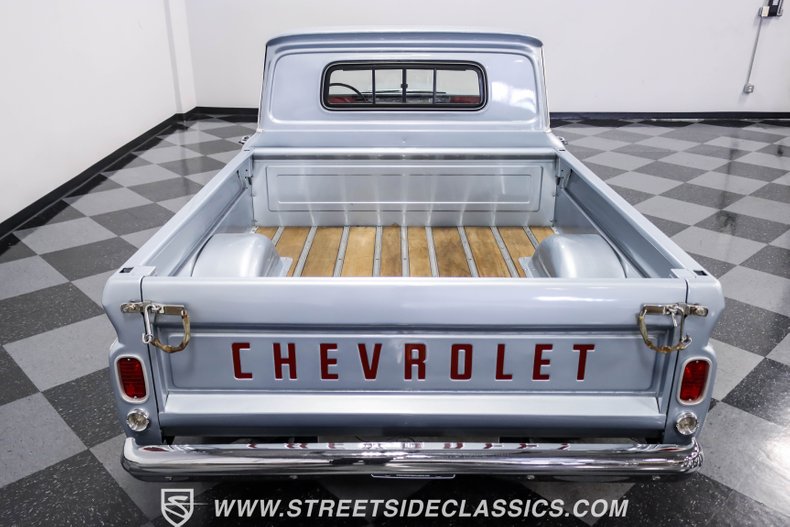 Chevrolet-C10-1966-Blue-Red-13