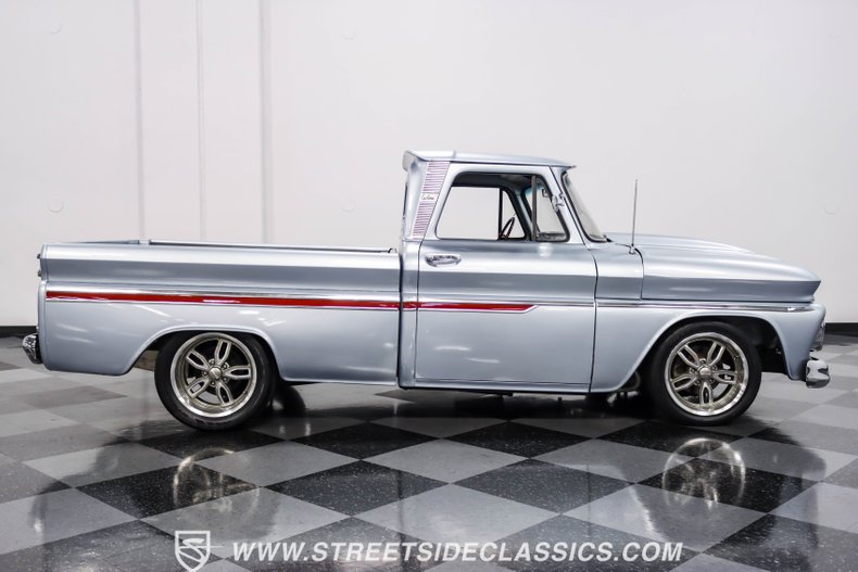 Chevrolet-C10-1966-Blue-Red-16