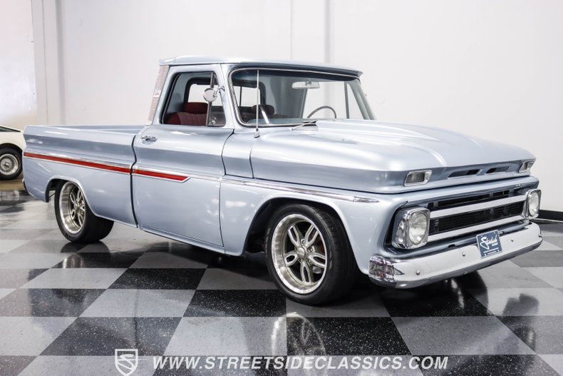 Chevrolet-C10-1966-Blue-Red-17