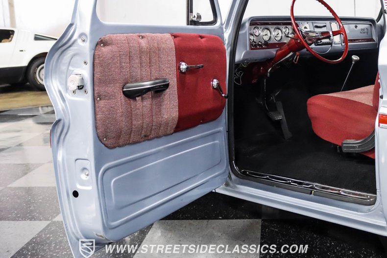 Chevrolet-C10-1966-Blue-Red-36