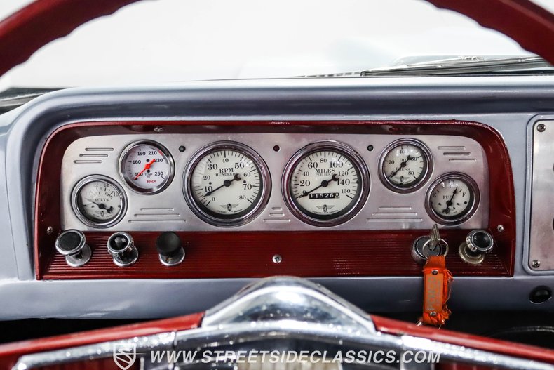 Chevrolet-C10-1966-Blue-Red-41