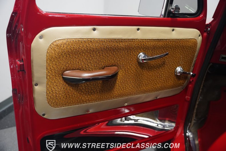 Chevrolet-C10-1966-Red-Hot-Tan-42