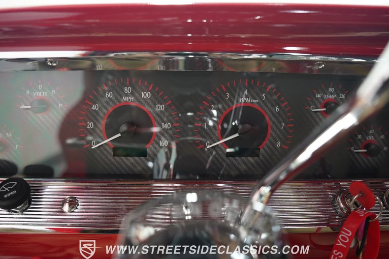 Chevrolet-C10-1966-Red-Hot-Tan-45