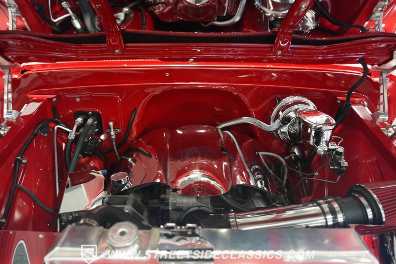 Chevrolet-C10-1966-Red-Hot-Tan