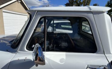 Chevrolet-C10-1966-White-Grey-21