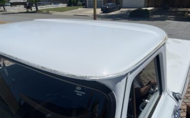 Chevrolet-C10-1966-White-Grey-22