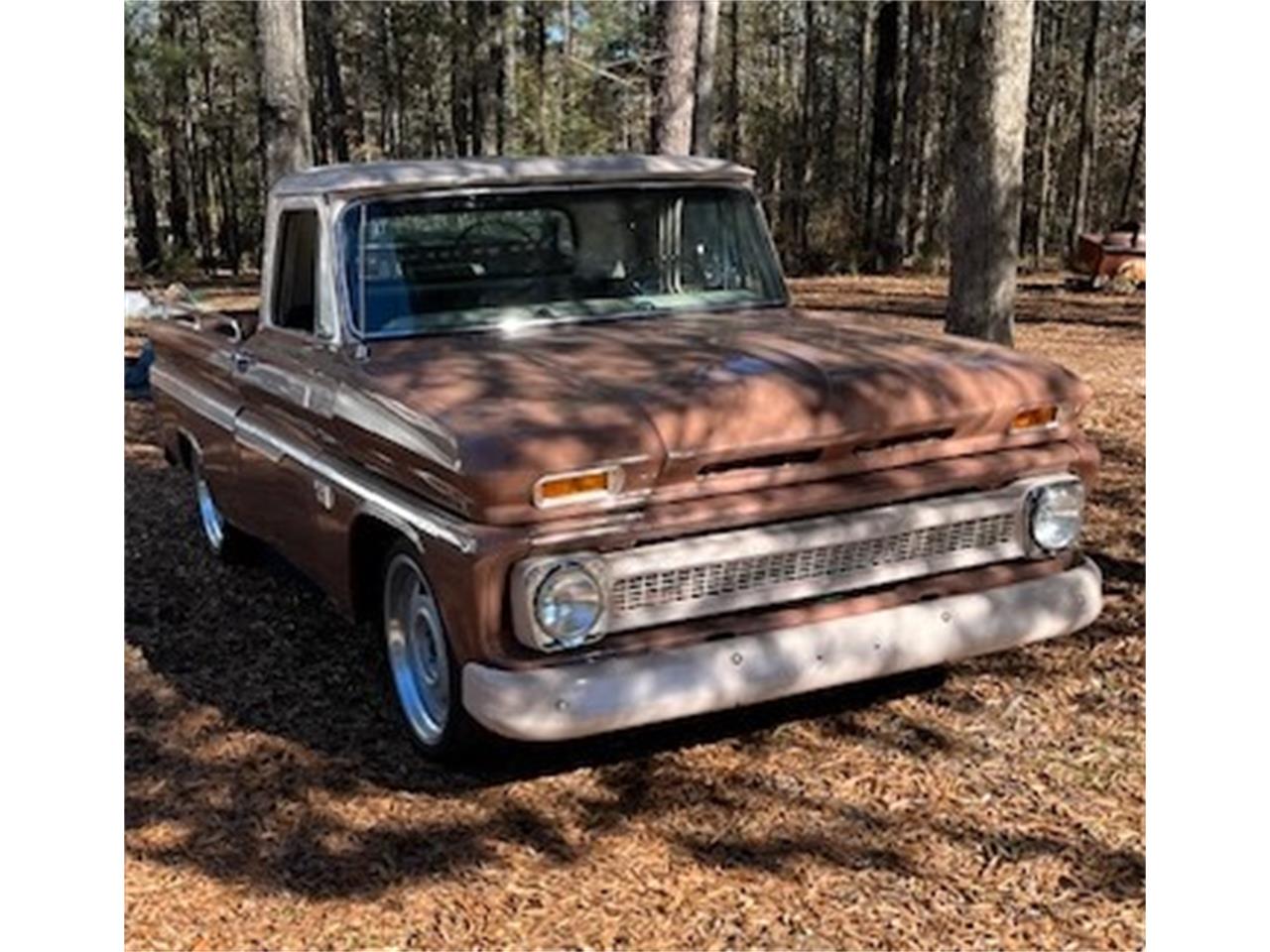 Chevrolet-C10-1966-tan-black-2