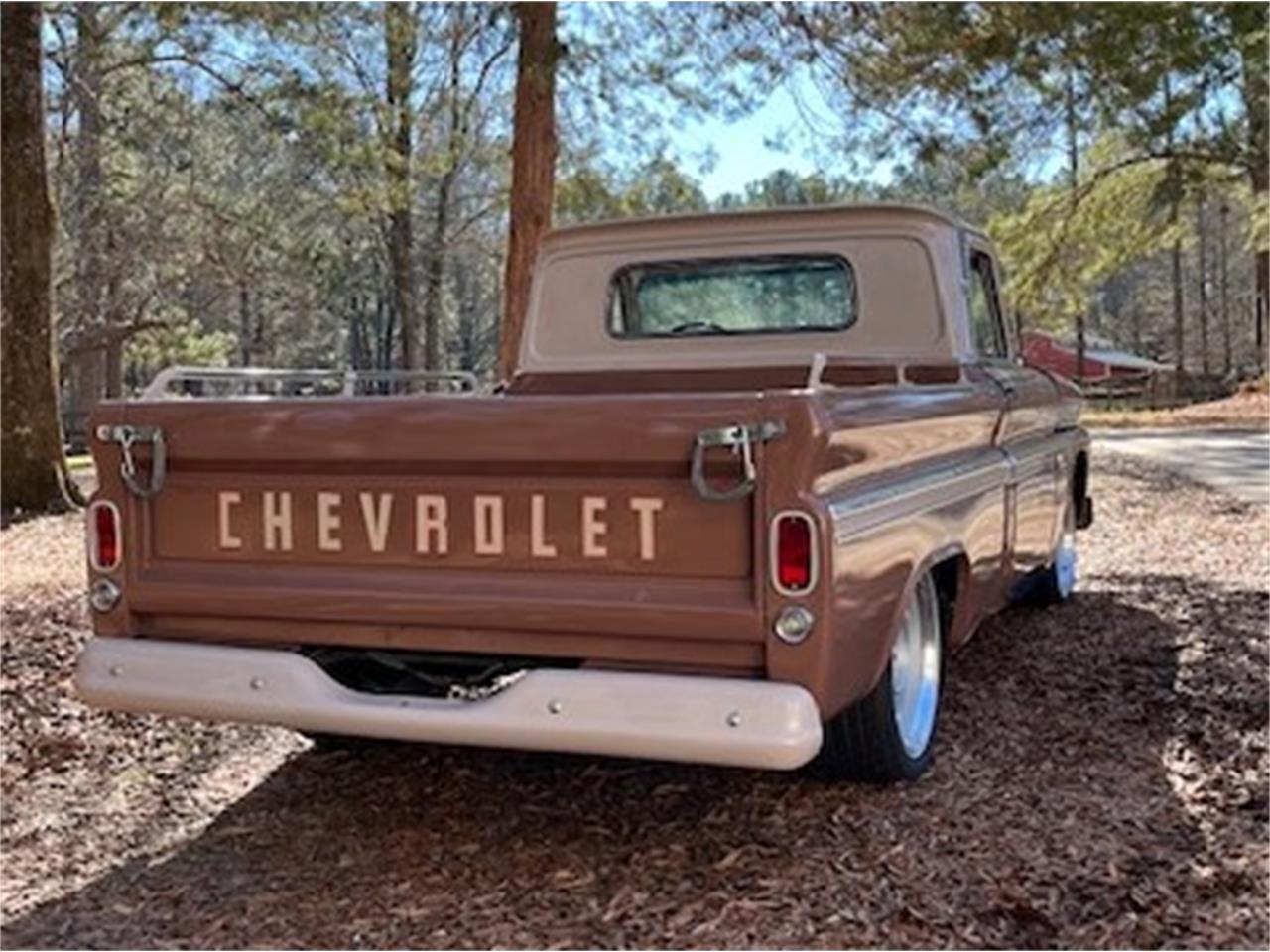 Chevrolet-C10-1966-tan-black-4