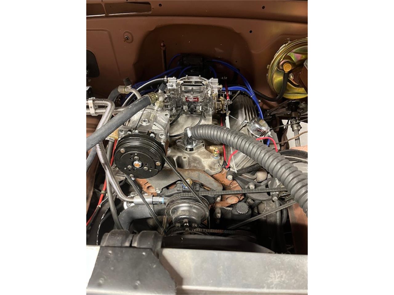 Chevrolet-C10-1966-tan-black-8