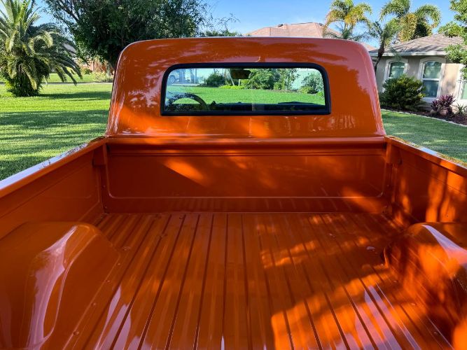 Chevrolet-C10-1967-Custom-15