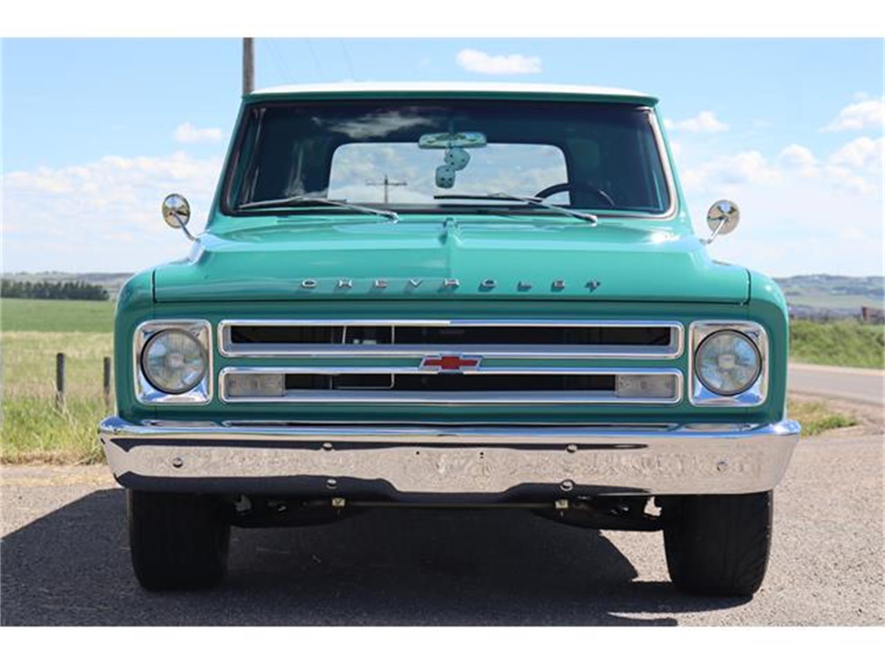 Chevrolet-C10-1967-Light-Green-Black-Light-Green-1