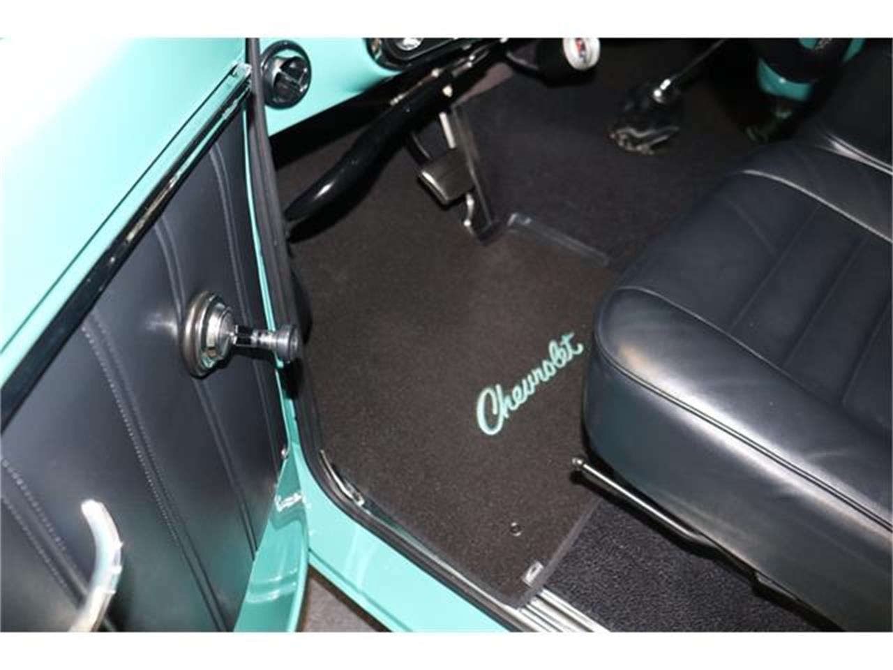 Chevrolet-C10-1967-Light-Green-Black-Light-Green-10