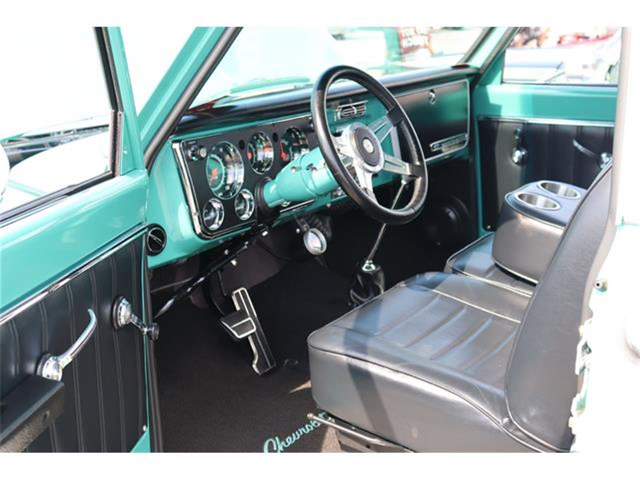 Chevrolet-C10-1967-Light-Green-Black-Light-Green-9