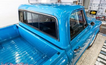 Chevrolet-C10-1968-22