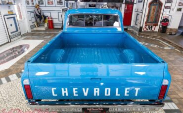 Chevrolet-C10-1968-29