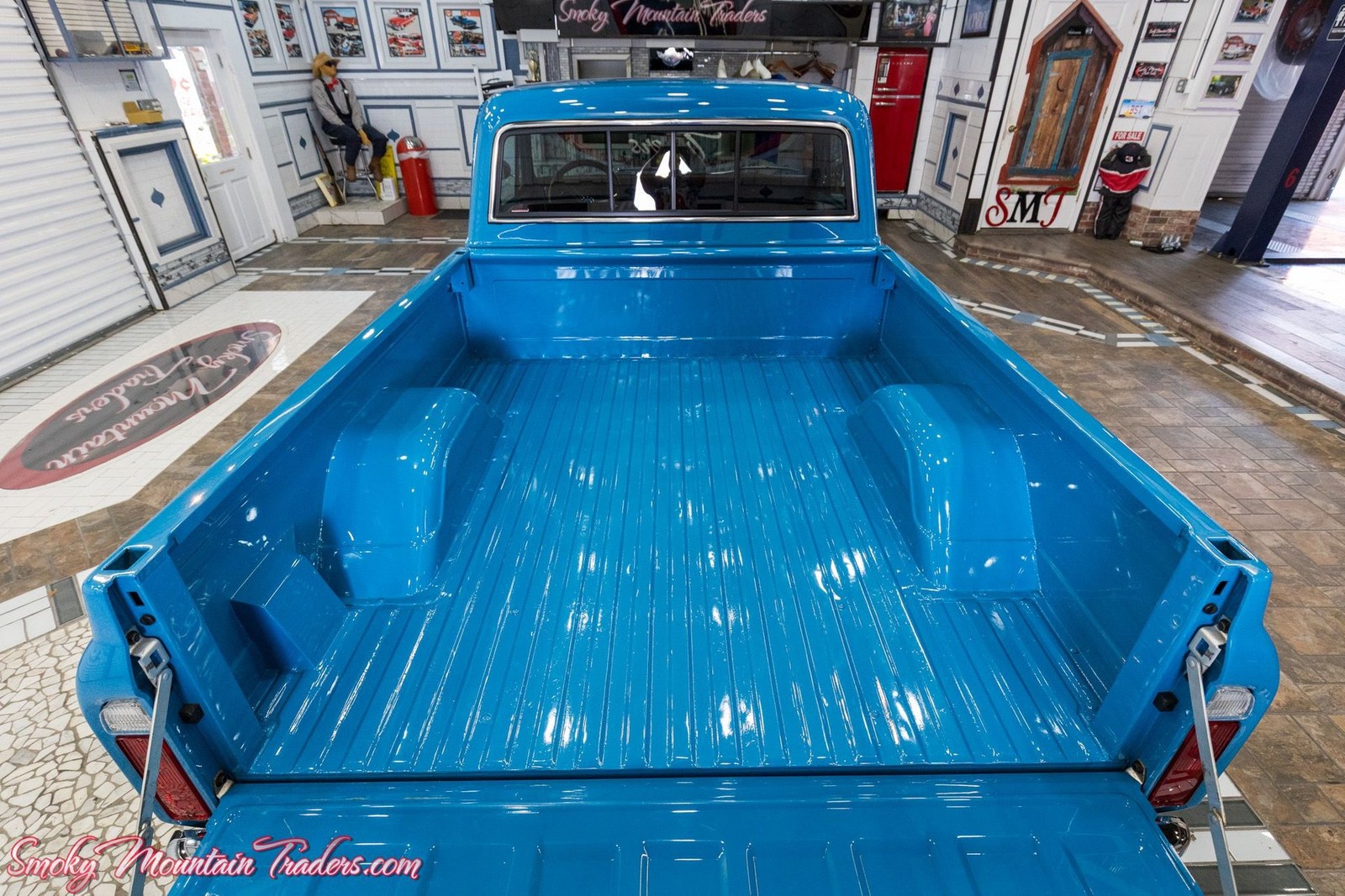 Chevrolet-C10-1968-32
