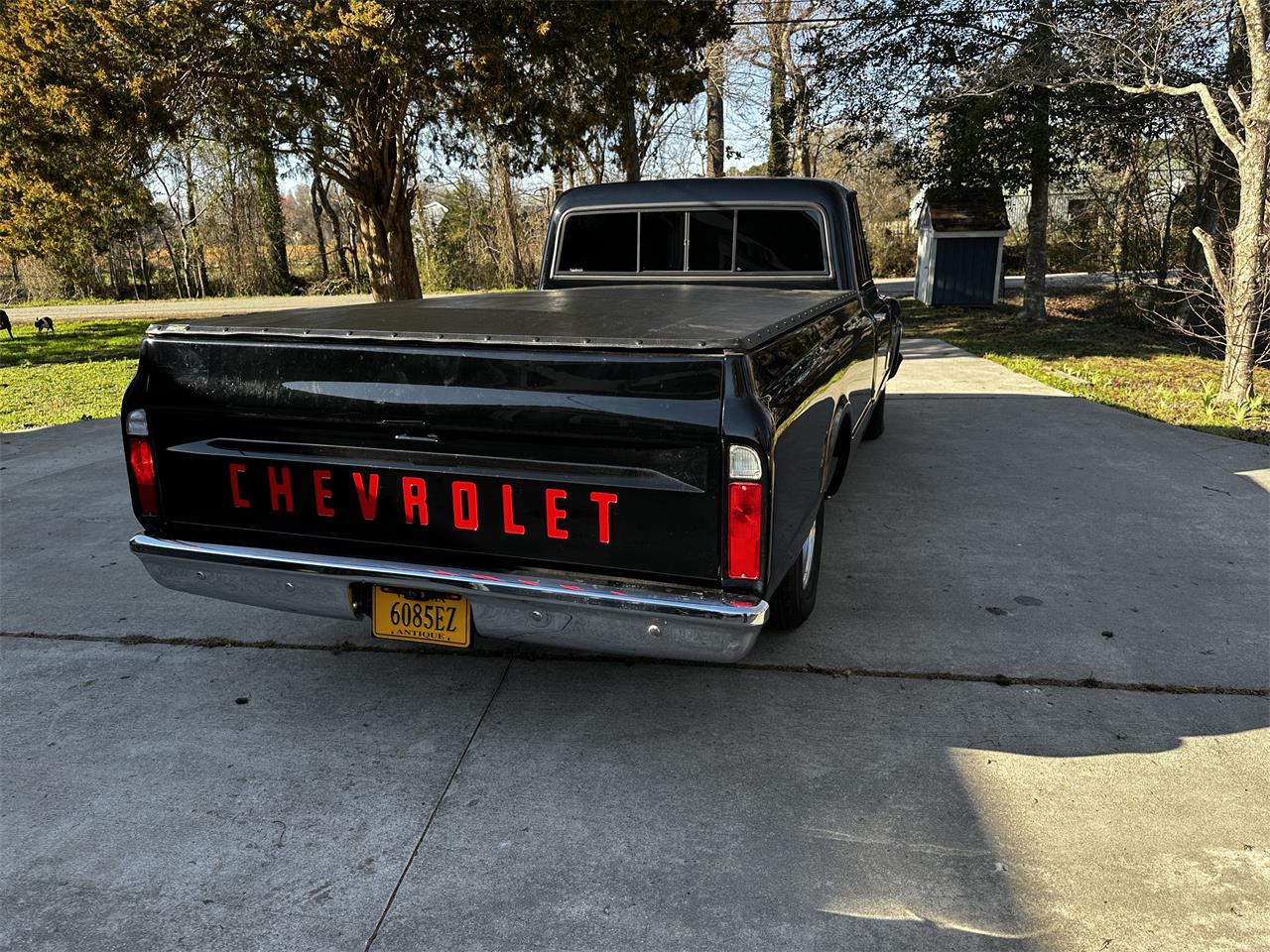 Chevrolet-C10-1968-Black-Black-and-Red-1